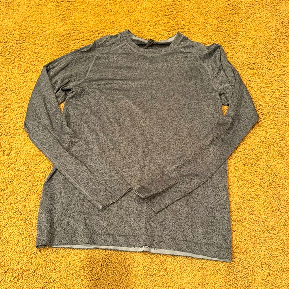 Lululemon long sleeve crewneck